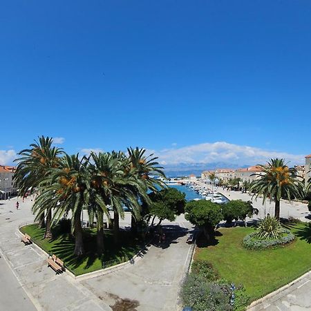 Apartman Eli Supetar Dış mekan fotoğraf
